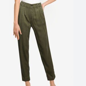 NWT Gap High-rise Tencil Pants in Olive Green